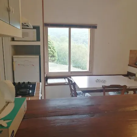 Daire Location De A Neylis Avec Vue Sur Les Forets Et Les Champs Carla-de-Roquefort