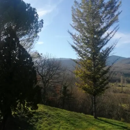 Daire Location De A Neylis Avec Vue Sur Les Forets Et Les Champs Carla-de-Roquefort